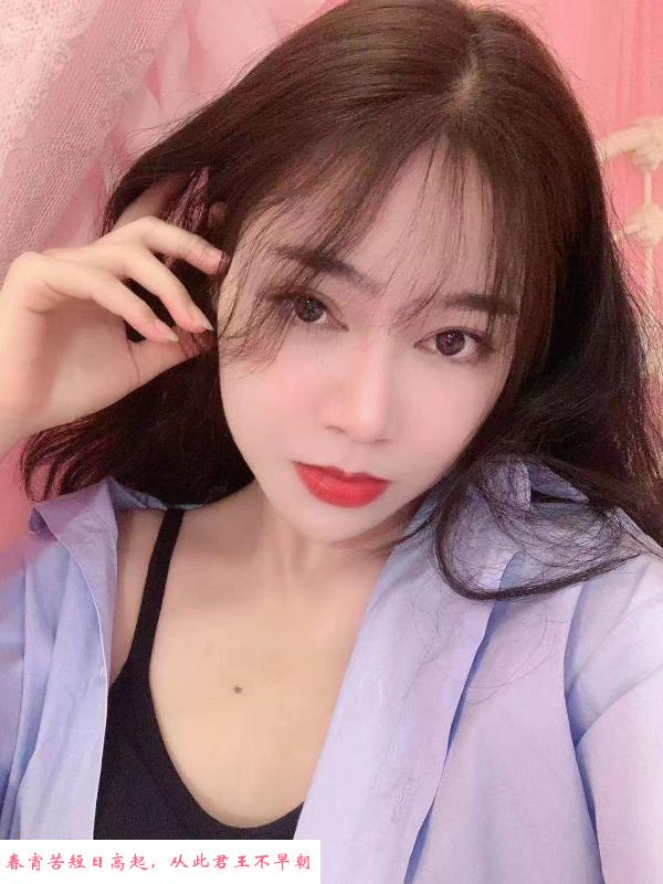 龙华还能啪的美女 第4张