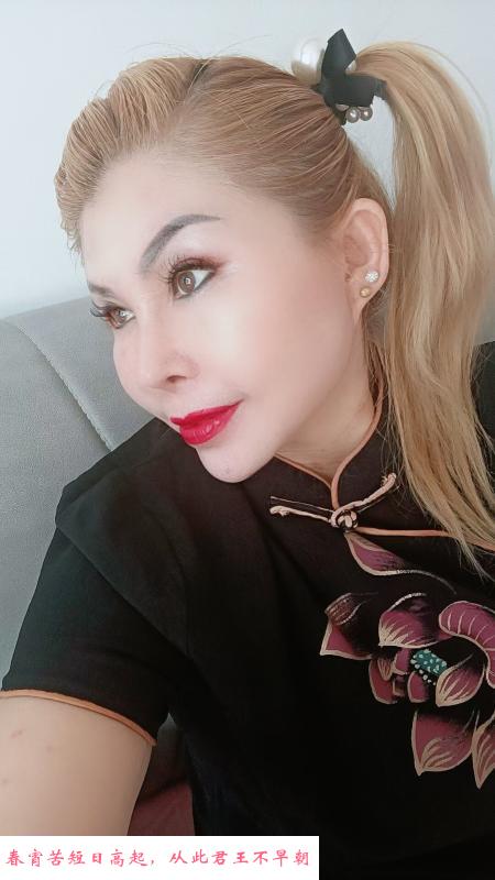 哈平路风骚泄火熟女 第1张
