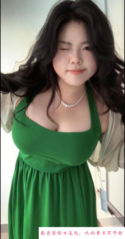 丰乳肥臀momo 第1张