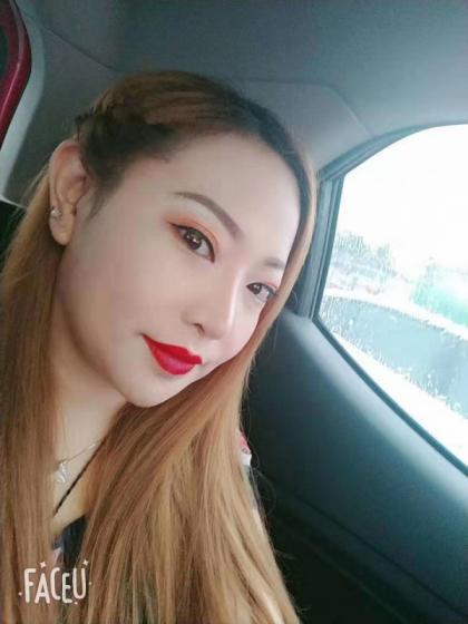 八一广场附近熟女 第1张