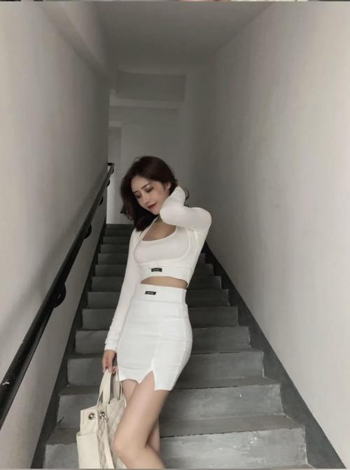 超火妹子身材棒技术好 第1张