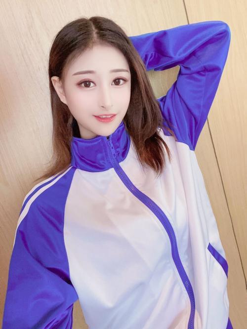 一个年轻漂亮的妹子 第4张
