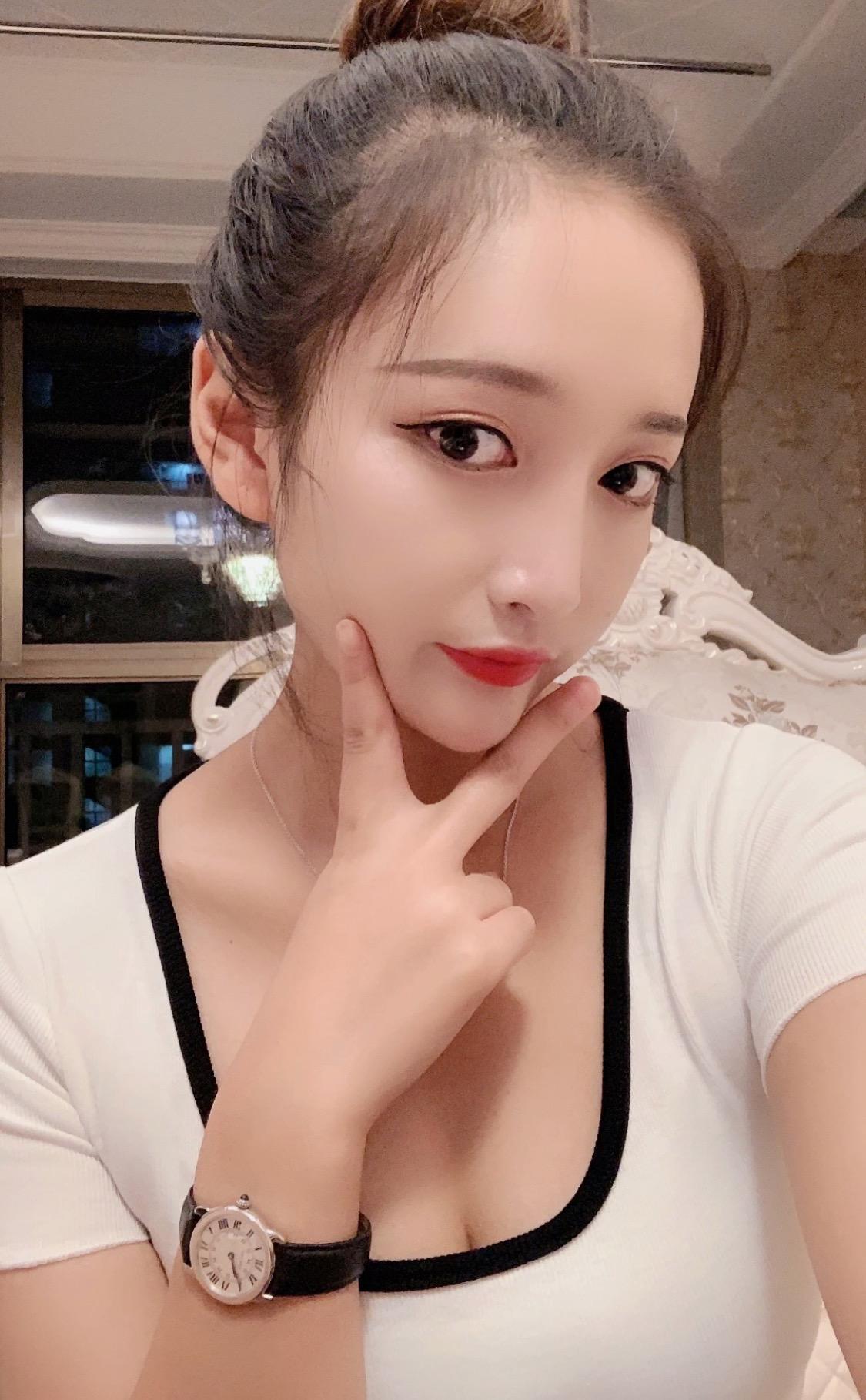 福田区约炮美腿风骚小妹 第2张