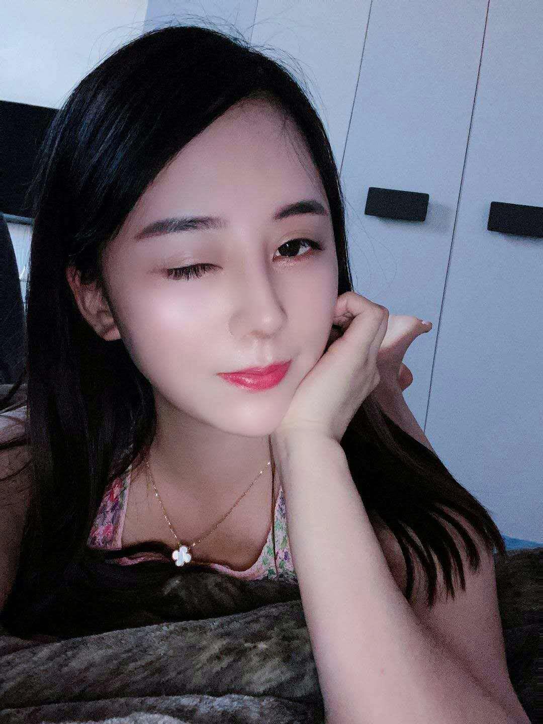 2020年9月1136C清纯可爱的朵儿 第1张