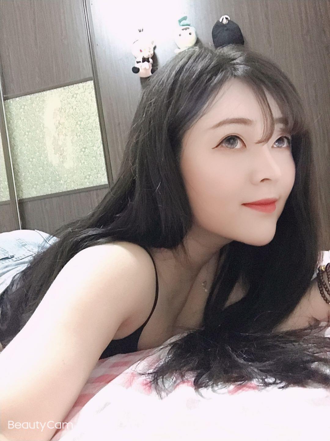20岁活脱脱小妖精薇薇,懂男人 第3张