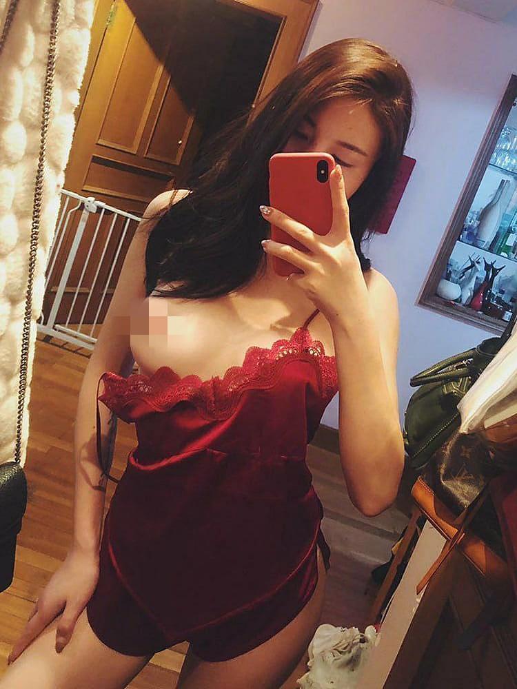 颜值超正的兼职.妹.子，嫩.乳.水.多.粉木耳，操到就是赚了 第1张