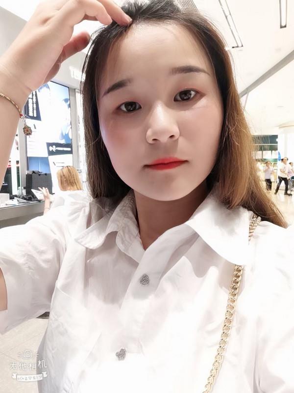 云南妹子 第2张