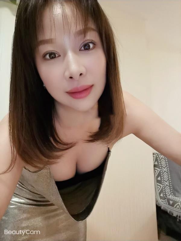 杭州轻熟骚娘们 第1张