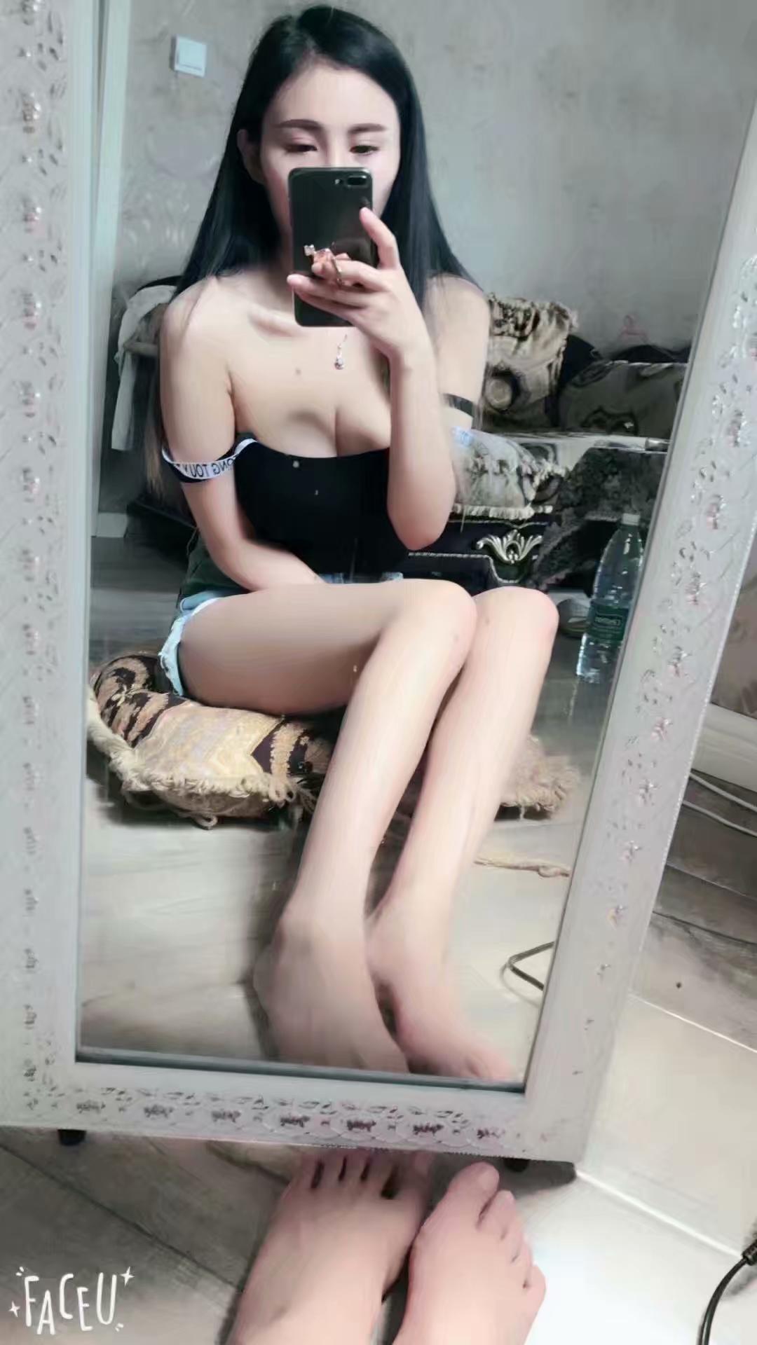 亲自体验蜂腰巨乳妹子，会让人上瘾的！ 第2张