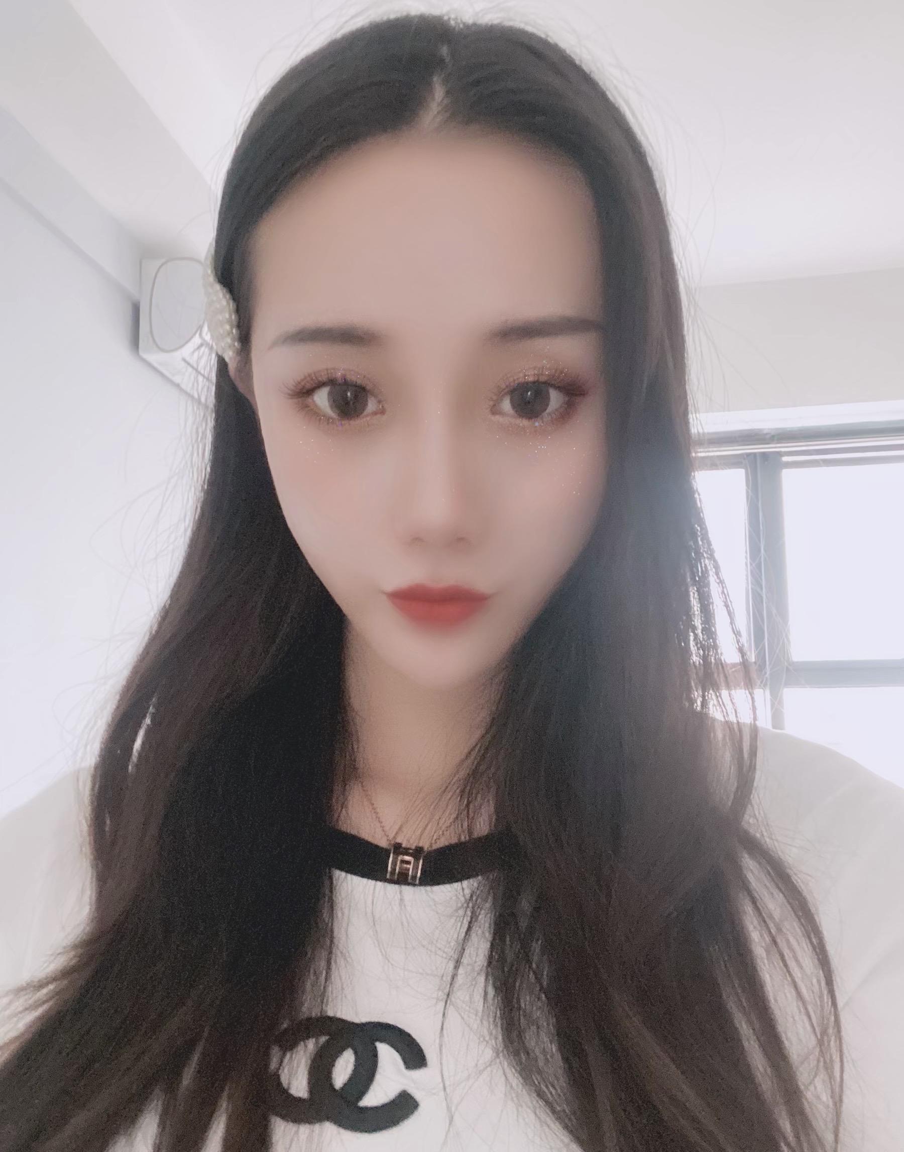市中心果果。身材超棒长得确实可以 第1张