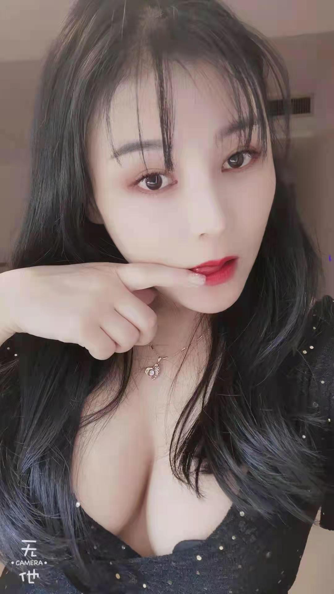 环保导师私约，雪白雪白的大咪咪很挺 第2张