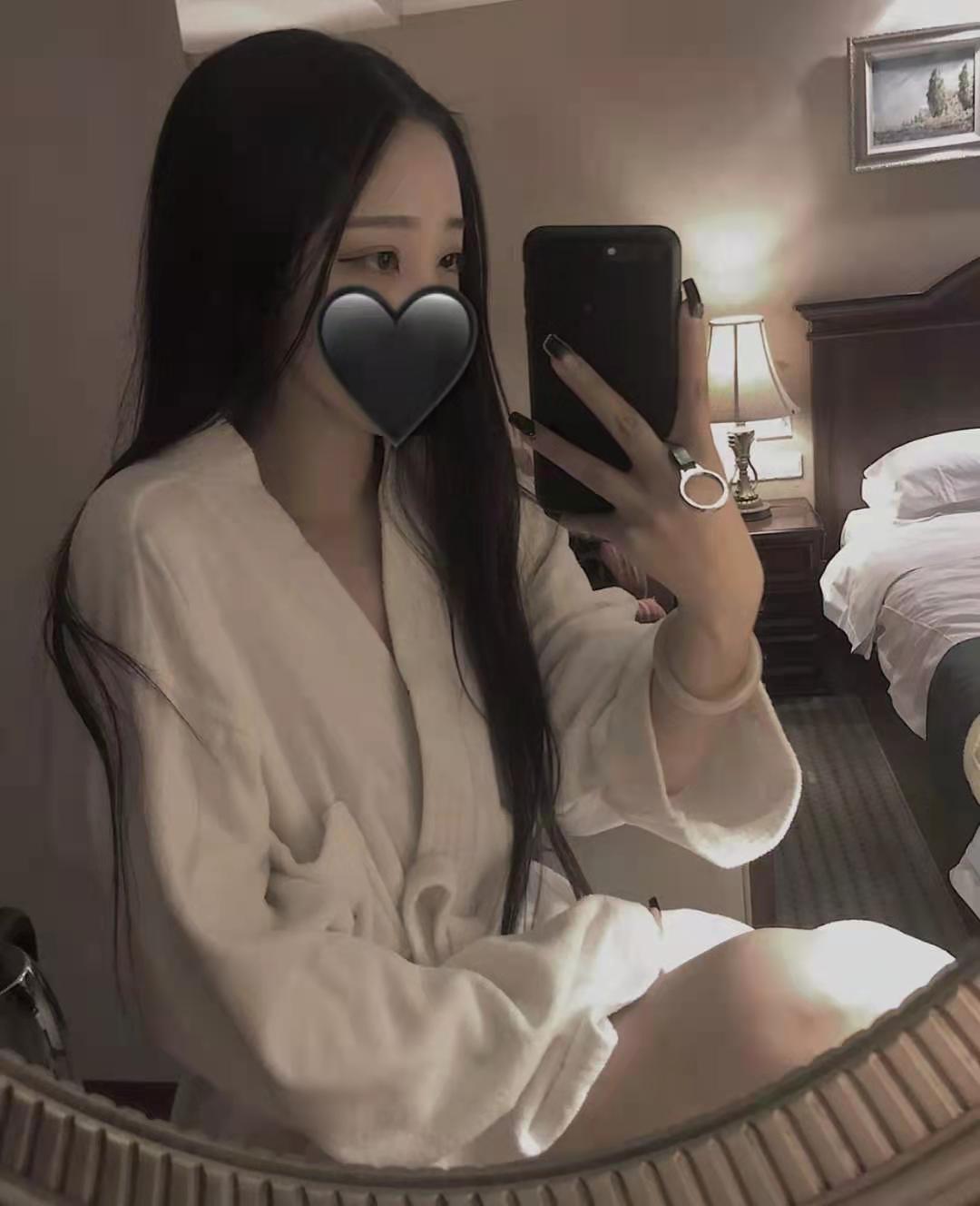 横塘路附近水嫩小妹，佛系少女 第2张
