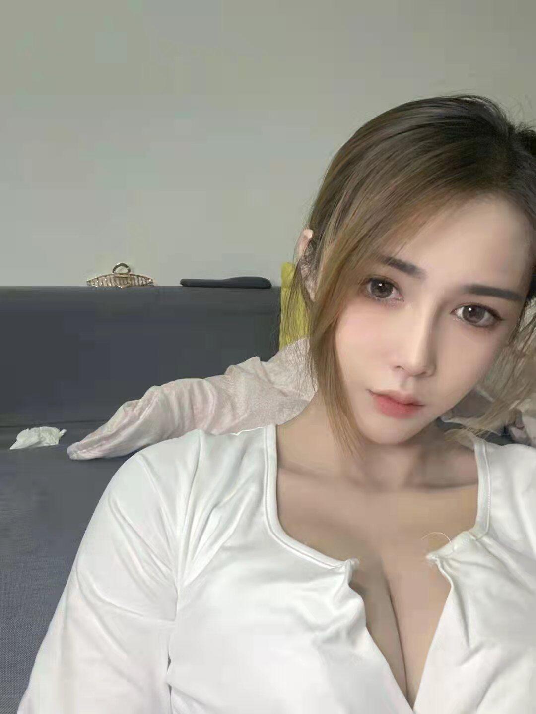 太阳宫性感妹子,细腰,胸有料,服务不错 第1张
