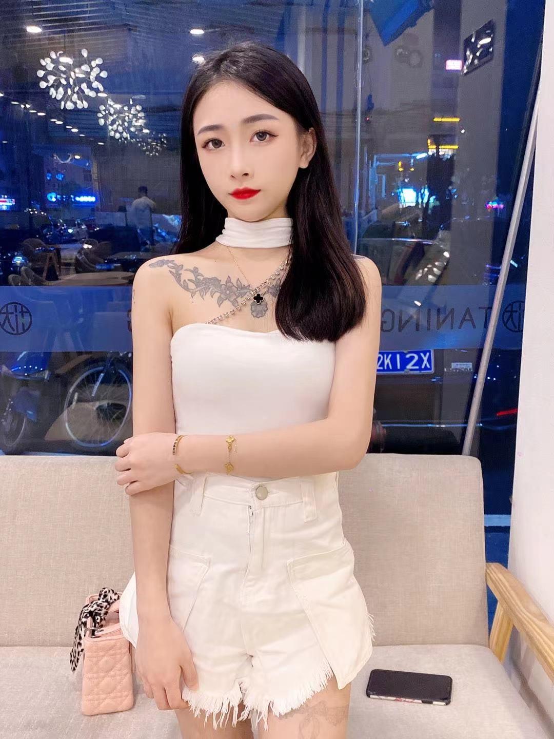 乖萌小辣妞郭郭 第2张