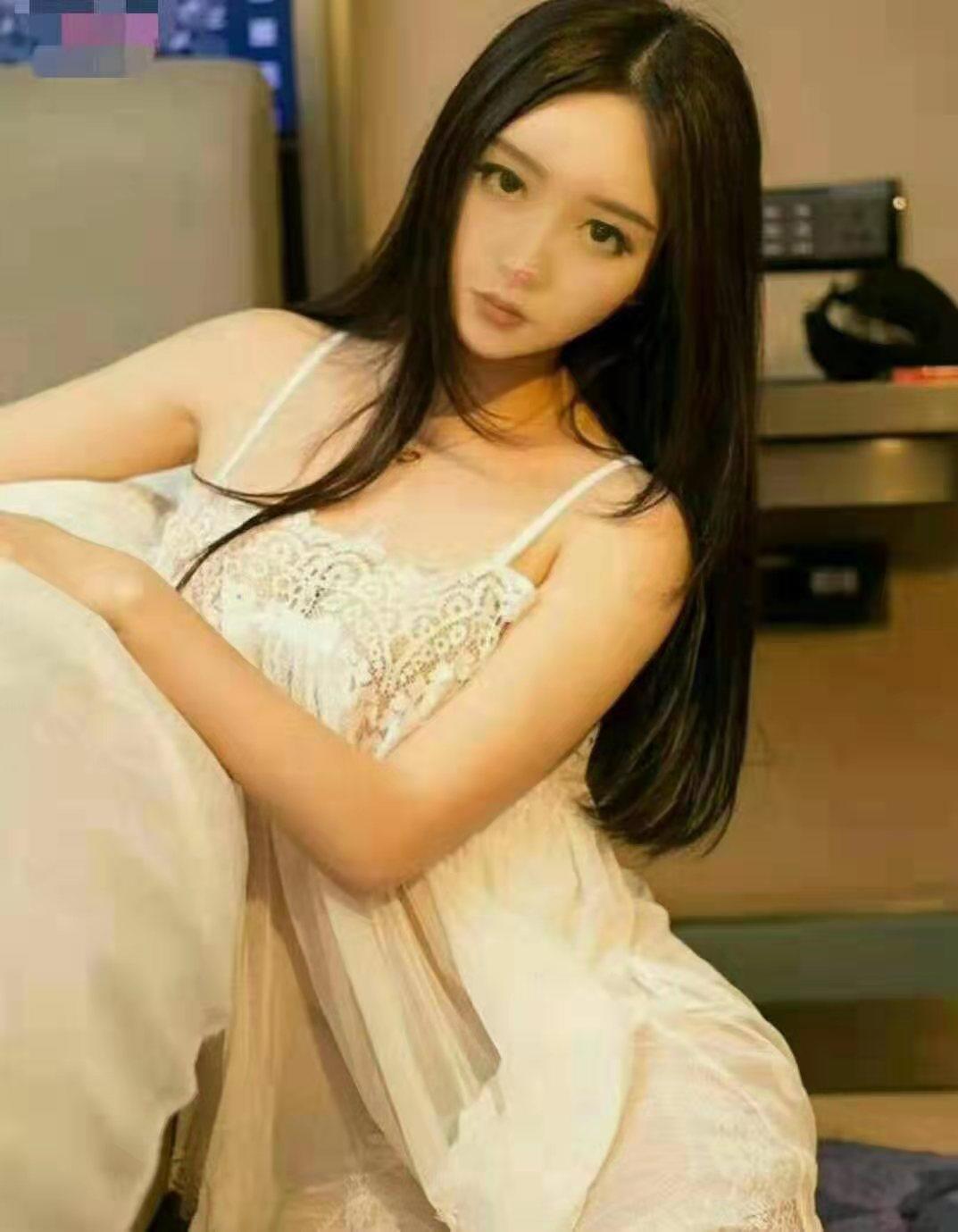 马兰子丰满的妹妹 第1张