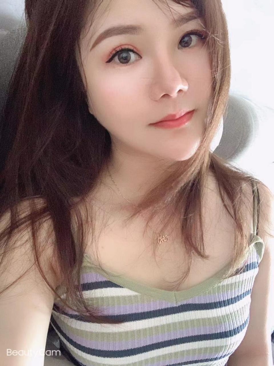 天河小肉感丰满君儿 第1张